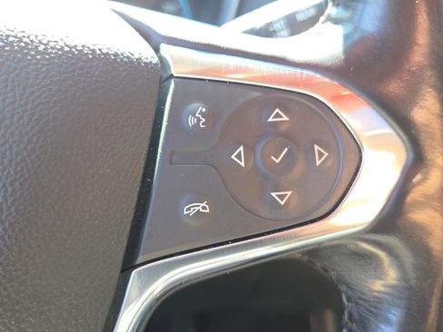 Used 2018 Chevrolet Traverse Premier image 37