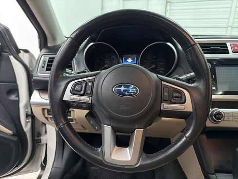Used 2015 Subaru Outback 2.5i Limited AWD/4WD image 14