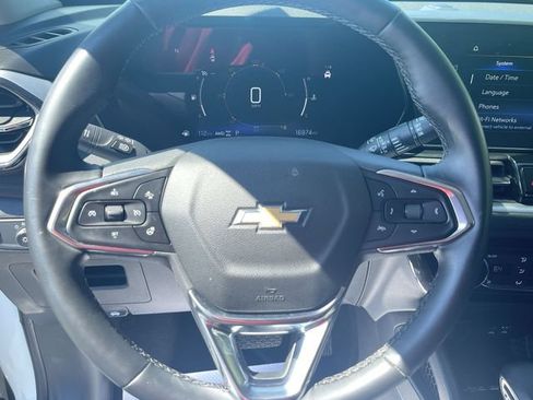 Certified 2025 Chevrolet TrailBlazer LT w/ Convenience Package AWD/4WD image 11