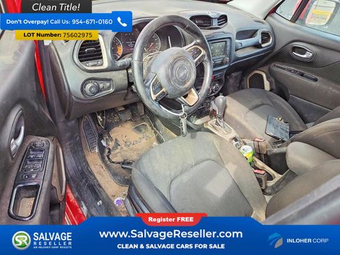 Used 2017 Jeep Renegade Latitude image 11