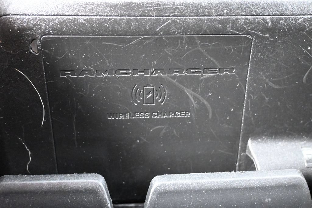 Used 2021 RAM 1500 Laramie AWD/4WD image 15