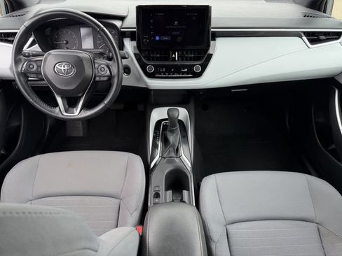 Used 2025 Toyota Corolla SE FWD image 11