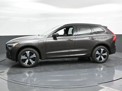 New 2025 Volvo XC60 T8 Core w/ Protection Package Premier image 7