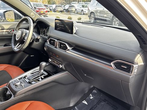 Certified 2025 MAZDA CX-5 Carbon Edition image 38