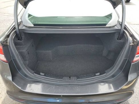 Used 2017 Ford Fusion S FWD image 27