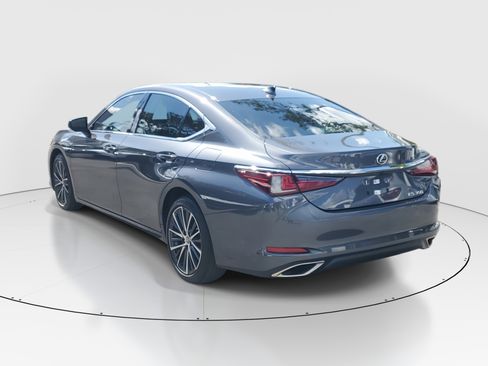 Used 2023 Lexus ES 350 w/ Premium Package image 5
