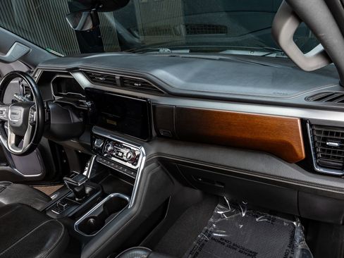 Used 2023 GMC Sierra 1500 Denali w/ Denali Reserve Package image 17