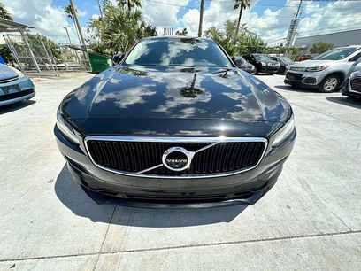 Used 2018 Volvo S90 T5 Momentum w/ Convenience Package