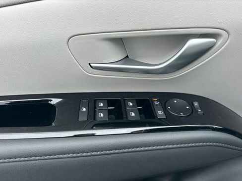 New 2026 Hyundai Tucson Limited image 8