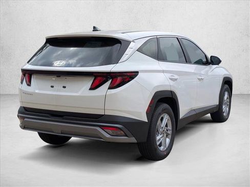 New 2026 Hyundai Tucson SE FWD image 2