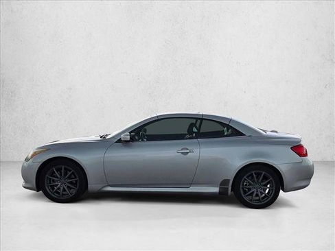 Used 2013 INFINITI G37 Convertible w/ Premium Pkg RWD image 8