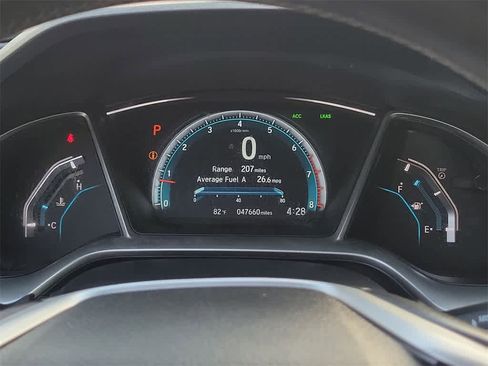 Used 2018 Honda Civic Touring image 26