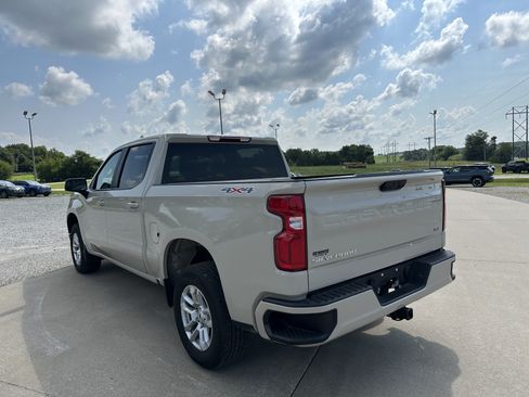Used 2026 Chevrolet Silverado 1500 RST AWD/4WD image 3