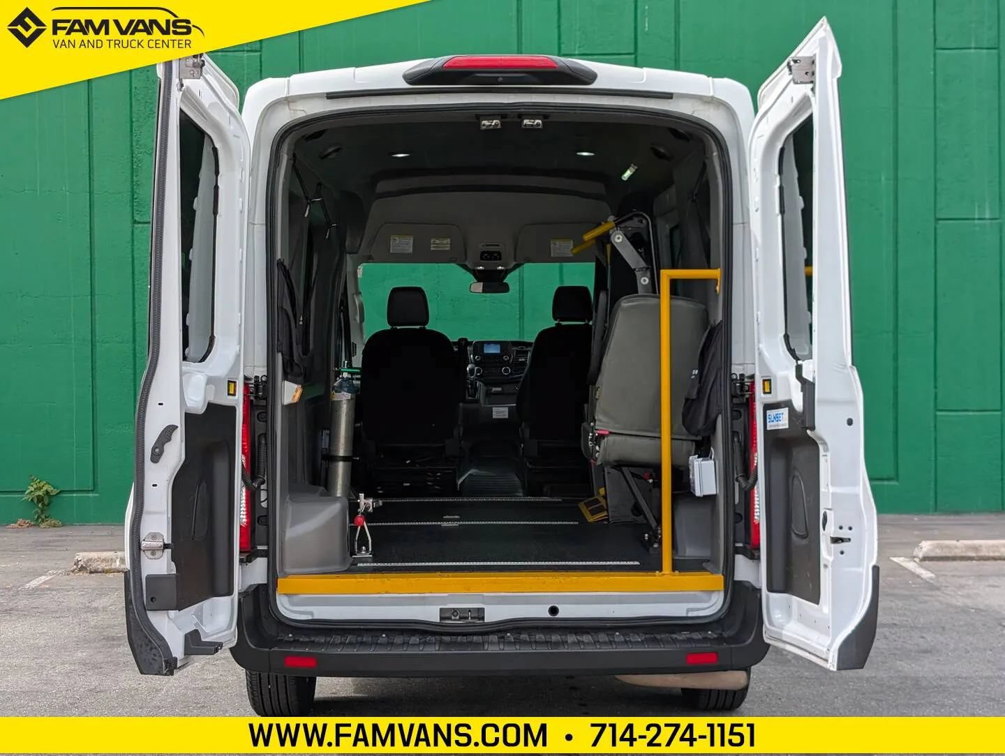 Used 2023 Ford Transit 150 Medium Roof RWD image 15