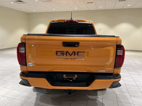 Used 2026 GMC Canyon AT4 w/ AT4 Premium Package AWD/4WD image 4