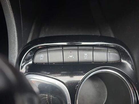 Used 2023 Buick Encore GX Select FWD image 31