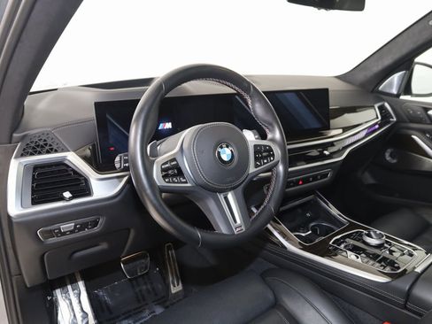 Used 2023 BMW X7 M60i w/ Executive Package image 34