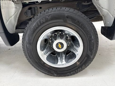 Used 2022 Chevrolet Silverado 3500 LT w/ Convenience Package image 7