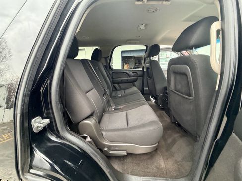 Used 2014 Chevrolet Tahoe LS image 16