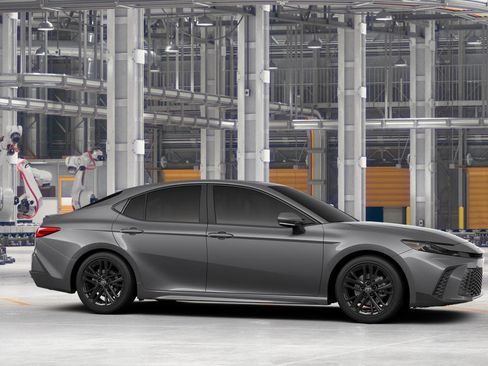 New 2026 Toyota Camry SE FWD image 12