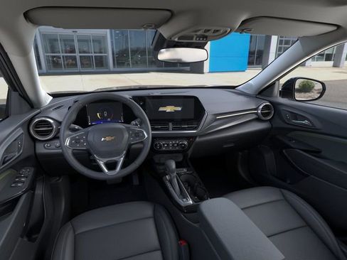 New 2026 Chevrolet Trax ACTIV w/ Sunroof Package FWD image 15