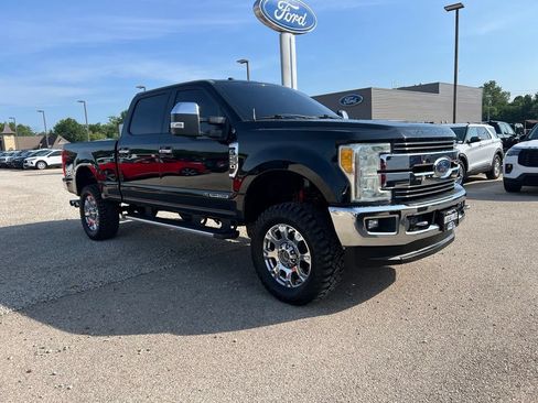 Used 2017 Ford F250 Lariat w/ Lariat Ultimate Package AWD/4WD image 1