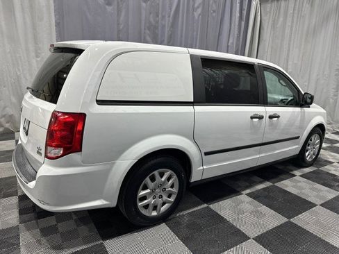 Used 2015 RAM C/V Tradesman w/ UConnect Hands-Free Group image 6