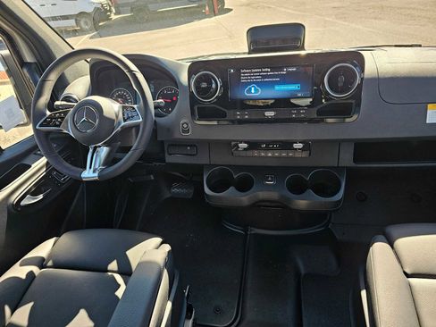 New 2026 Mercedes-Benz Sprinter 2500 image 14