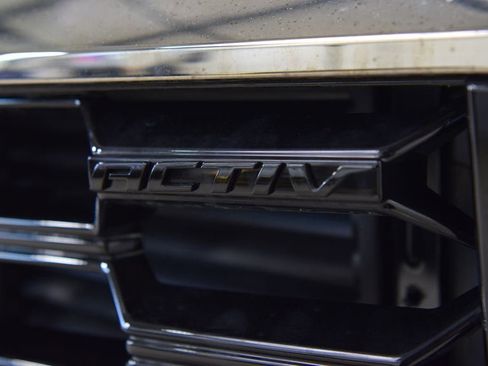 New 2026 Chevrolet Equinox ACTIV AWD/4WD image 16