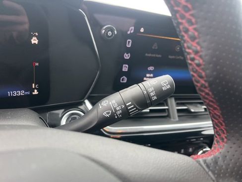 Used 2025 Chevrolet Trax RS w/ Driver Confidence Package image 22