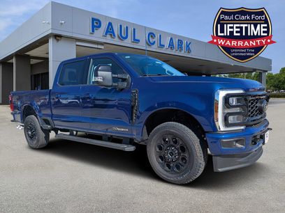 New 2026 Ford F250 Lariat w/ Black Appearance Package