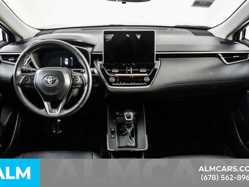 Used 2026 Toyota Corolla Cross XLE FWD image 16
