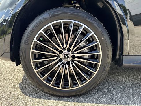 New 2025 Mercedes-Benz GLC 300 4MATIC image 8