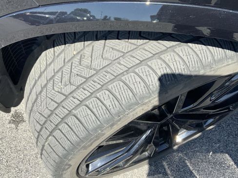 Used 2024 BMW X5 M60i AWD/4WD image 19