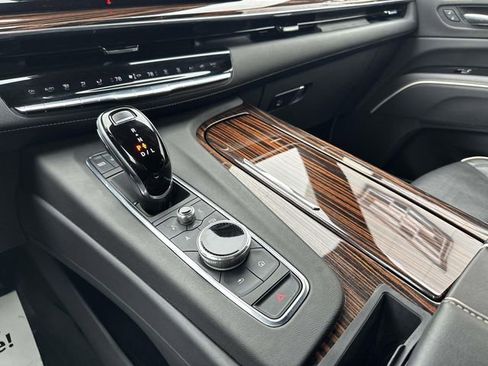 Used 2021 Cadillac Escalade Premium Luxury w/ Driver Assist Tech Package image 57