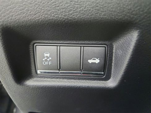 Used 2019 INFINITI Q60 3.0t Luxe w/ Essential Package image 32