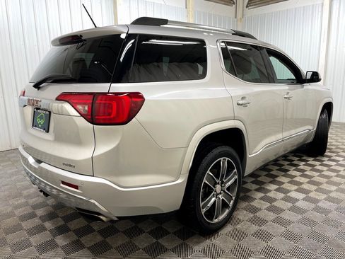Certified 2019 GMC Acadia Denali w/ Technology Package image 21