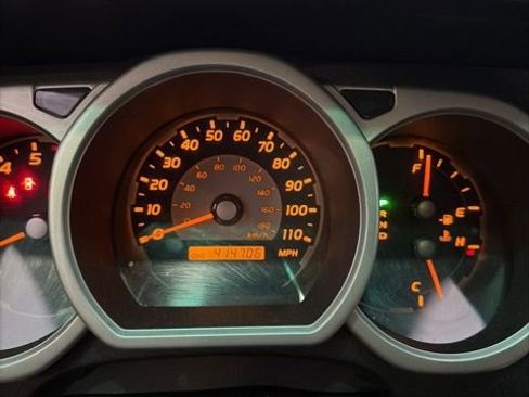 Used 2004 Toyota 4Runner SR5 image 1