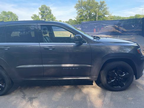 Used 2015 Jeep Grand Cherokee High Altitude AWD/4WD image 40