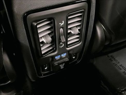 Used 2024 Dodge Durango R/T w/ Blacktop Package AWD/4WD image 34