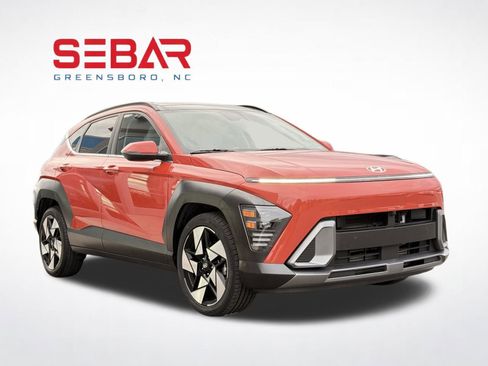 Used 2024 Hyundai Kona Limited image 3