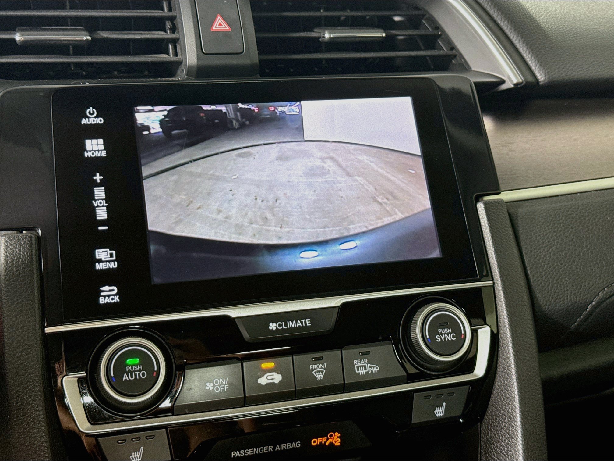 Used 2018 Honda Civic Touring image 16