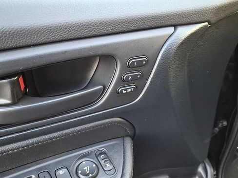 Used 2023 Honda Odyssey EX-L image 11