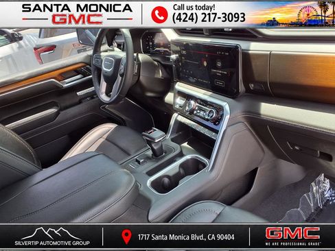 Used 2023 GMC Sierra 1500 Denali w/ Technology Package AWD/4WD image 25