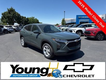 New 2025 Chevrolet Trax LS w/ LS Convenience Package