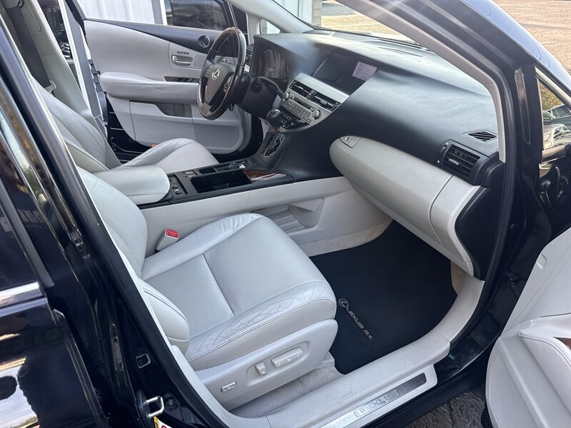 Used 2010 Lexus RX 350 AWD w/ Premium Pkg image 21