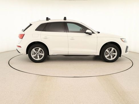 Certified 2023 Audi Q5 2.0T Premium w/ Convenience Package image 8