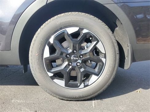 New 2026 Kia Sorento S image 7