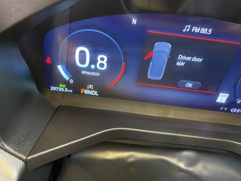 Used 2025 Ford Explorer ST-Line image 39