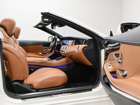Used 2017 Mercedes-Benz S 550 Cabriolet w/ Sport Package image 45